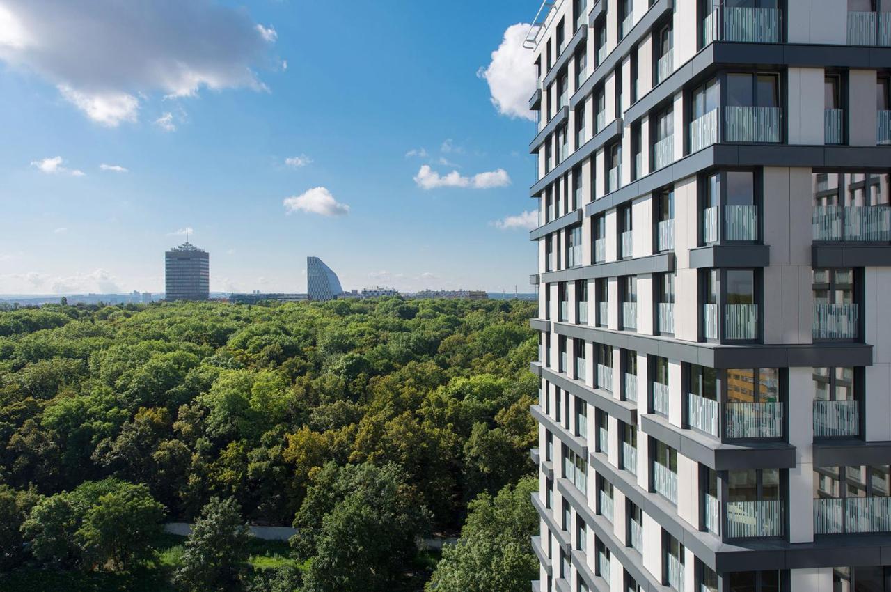 Centrum Park Apartment Praha Bagian luar foto