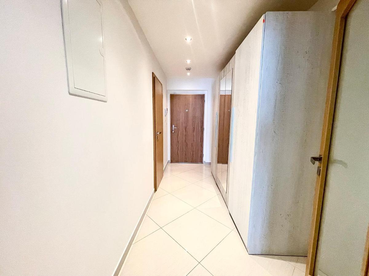 Centrum Park Apartment Praha Bagian luar foto